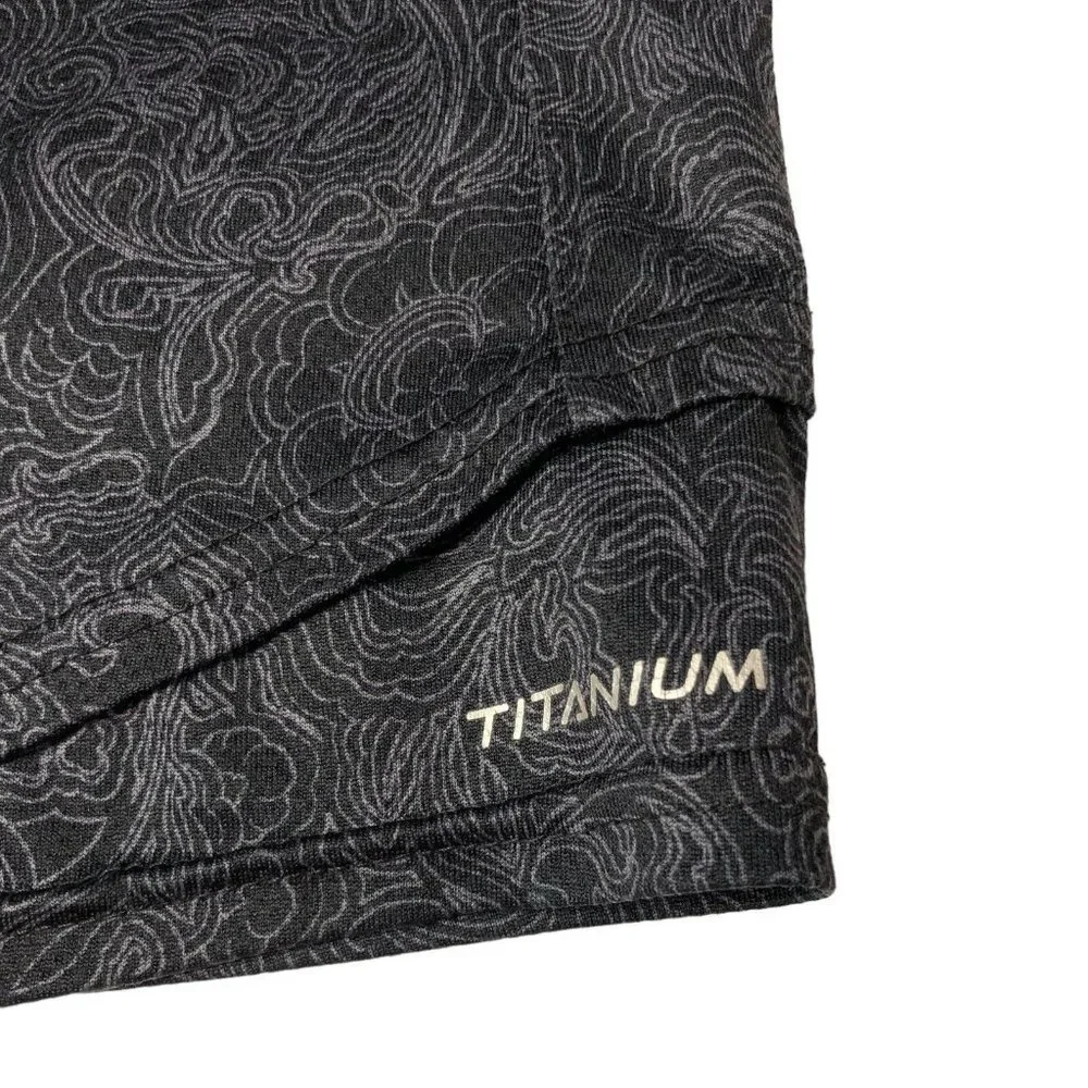 Columbia Women's Black and Grey Titanium Athletic‎ Top Size Small - Picture 6 of 9